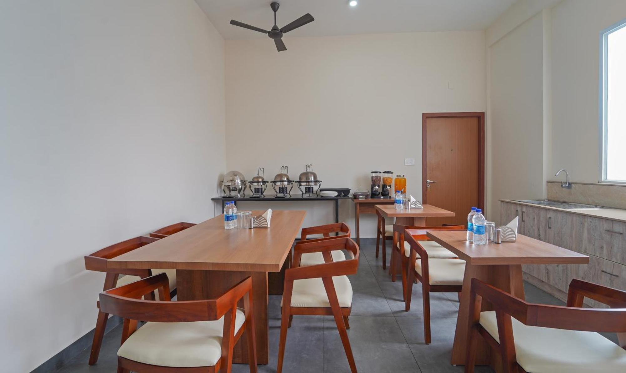 Itsy Hotels Avani Stays, Vyttila, Kochi Екстер'єр фото
