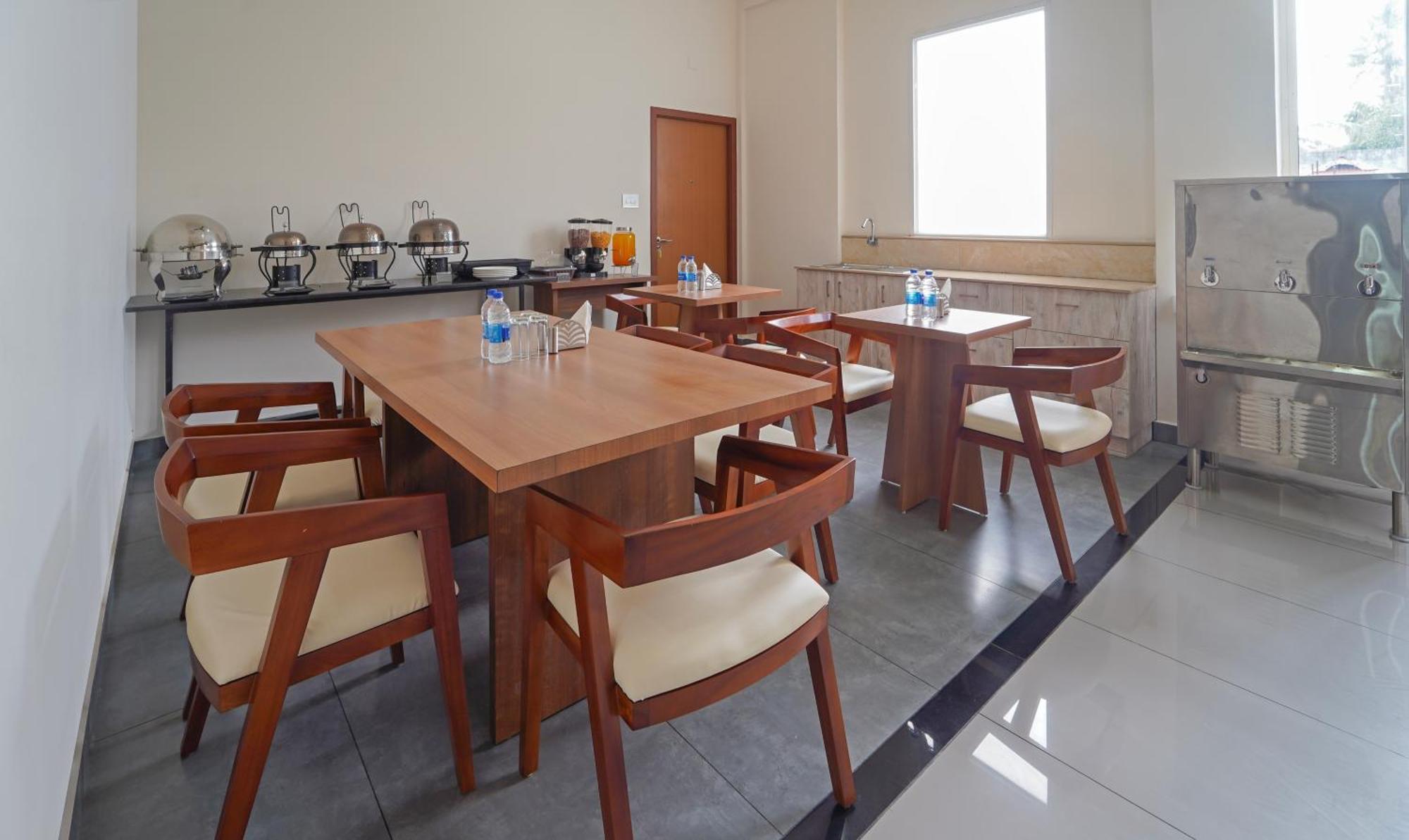 Itsy Hotels Avani Stays, Vyttila, Kochi Екстер'єр фото