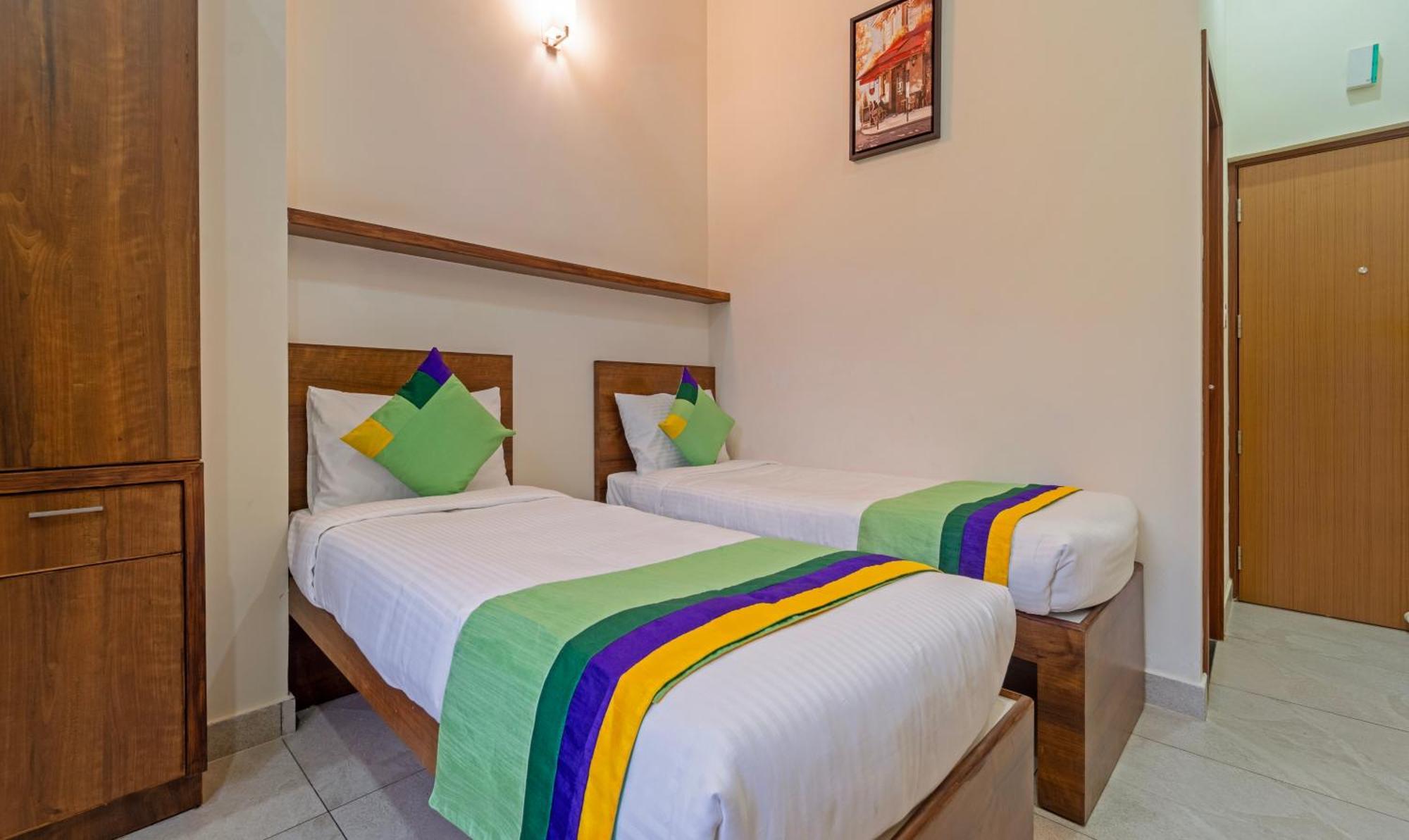 Itsy Hotels Avani Stays, Vyttila, Kochi Екстер'єр фото