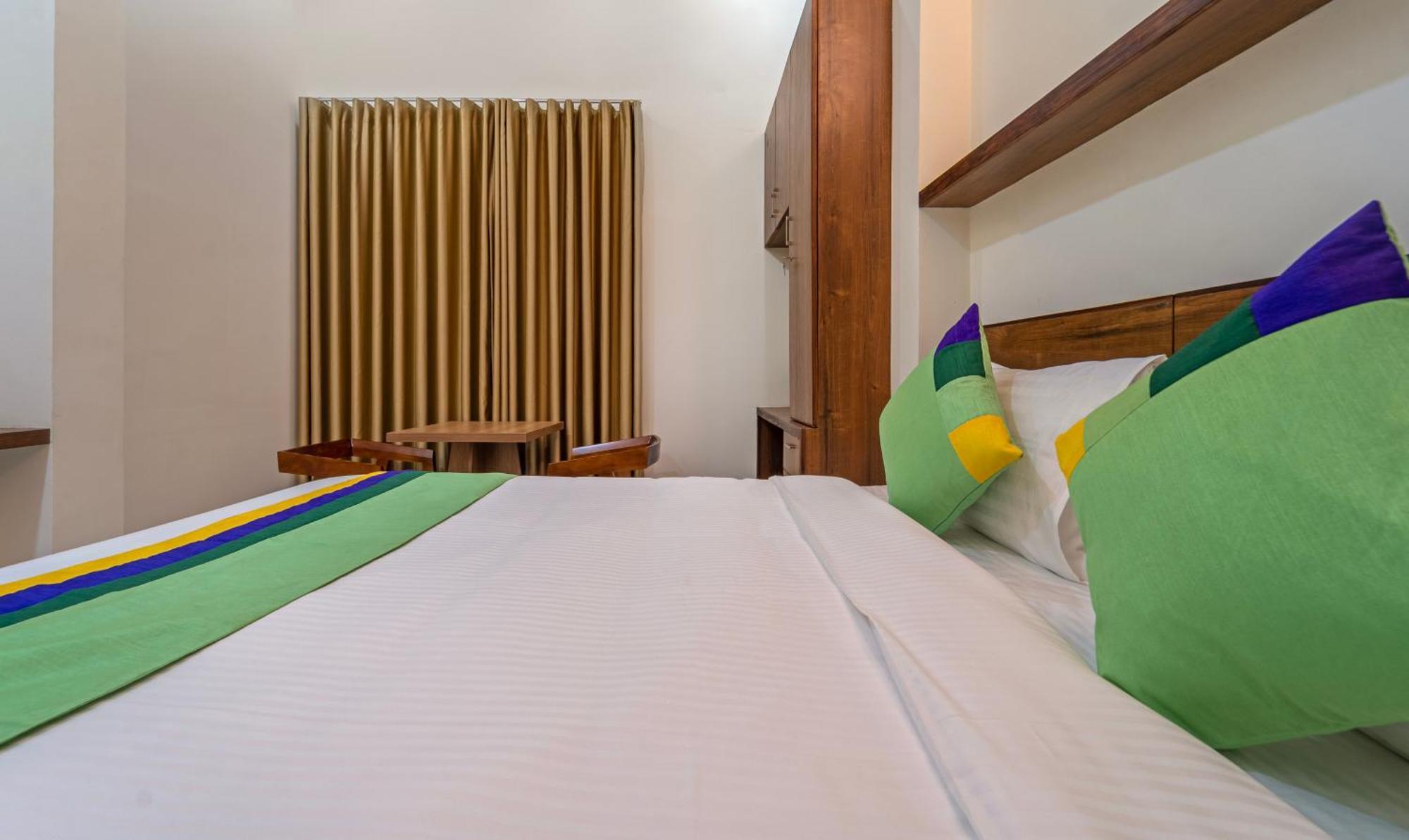 Itsy Hotels Avani Stays, Vyttila, Kochi Екстер'єр фото