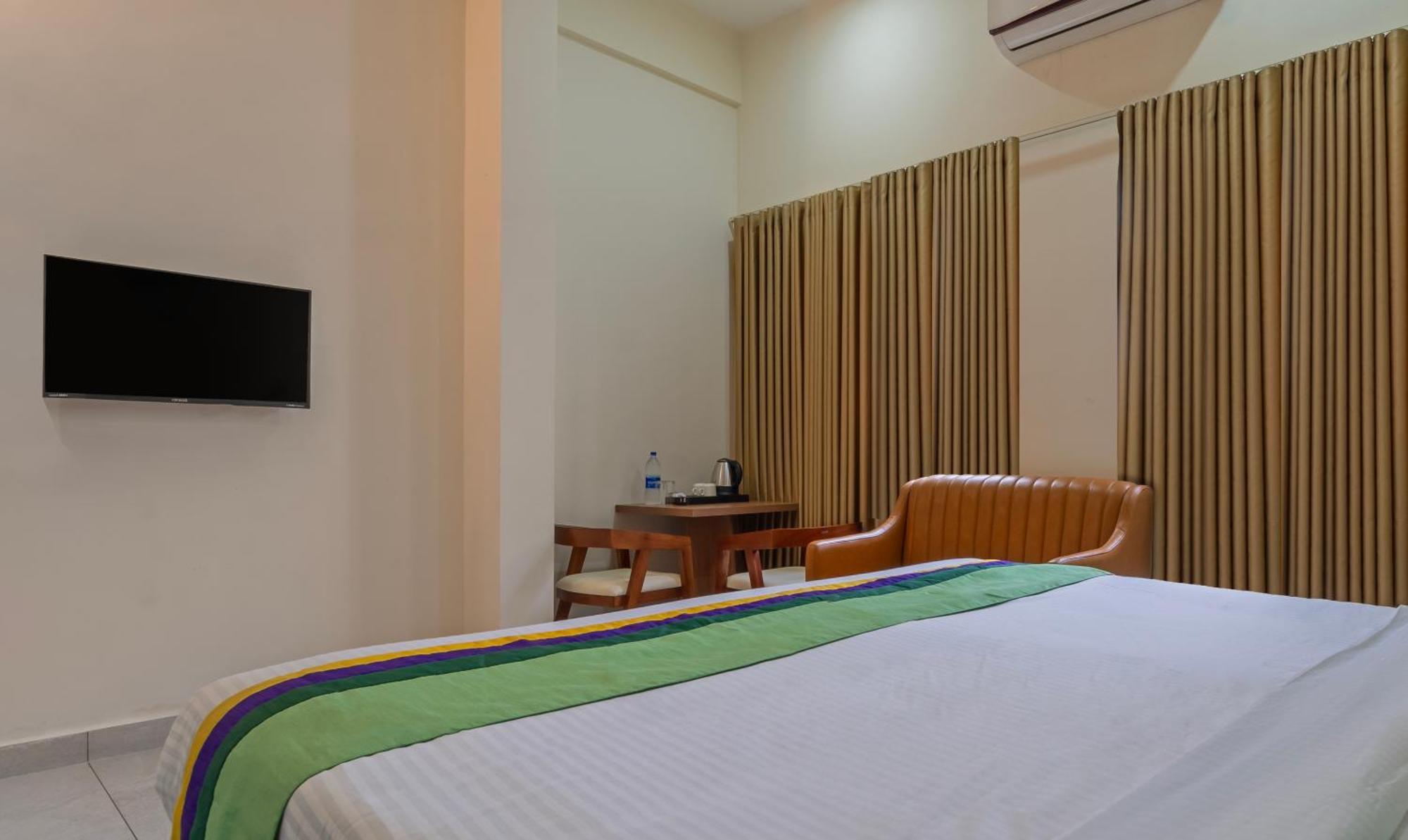Itsy Hotels Avani Stays, Vyttila, Kochi Екстер'єр фото