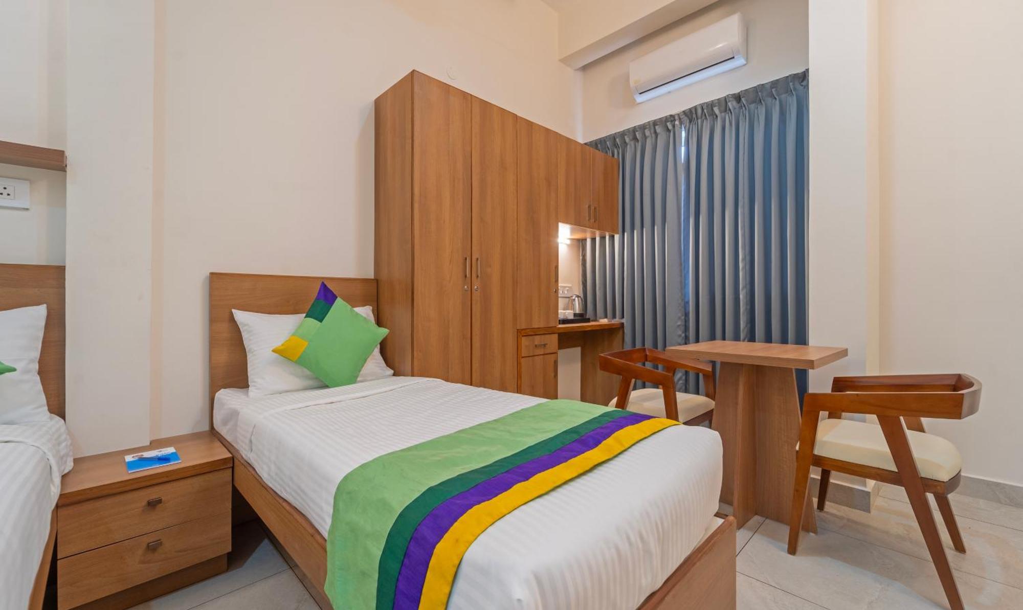 Itsy Hotels Avani Stays, Vyttila, Kochi Екстер'єр фото